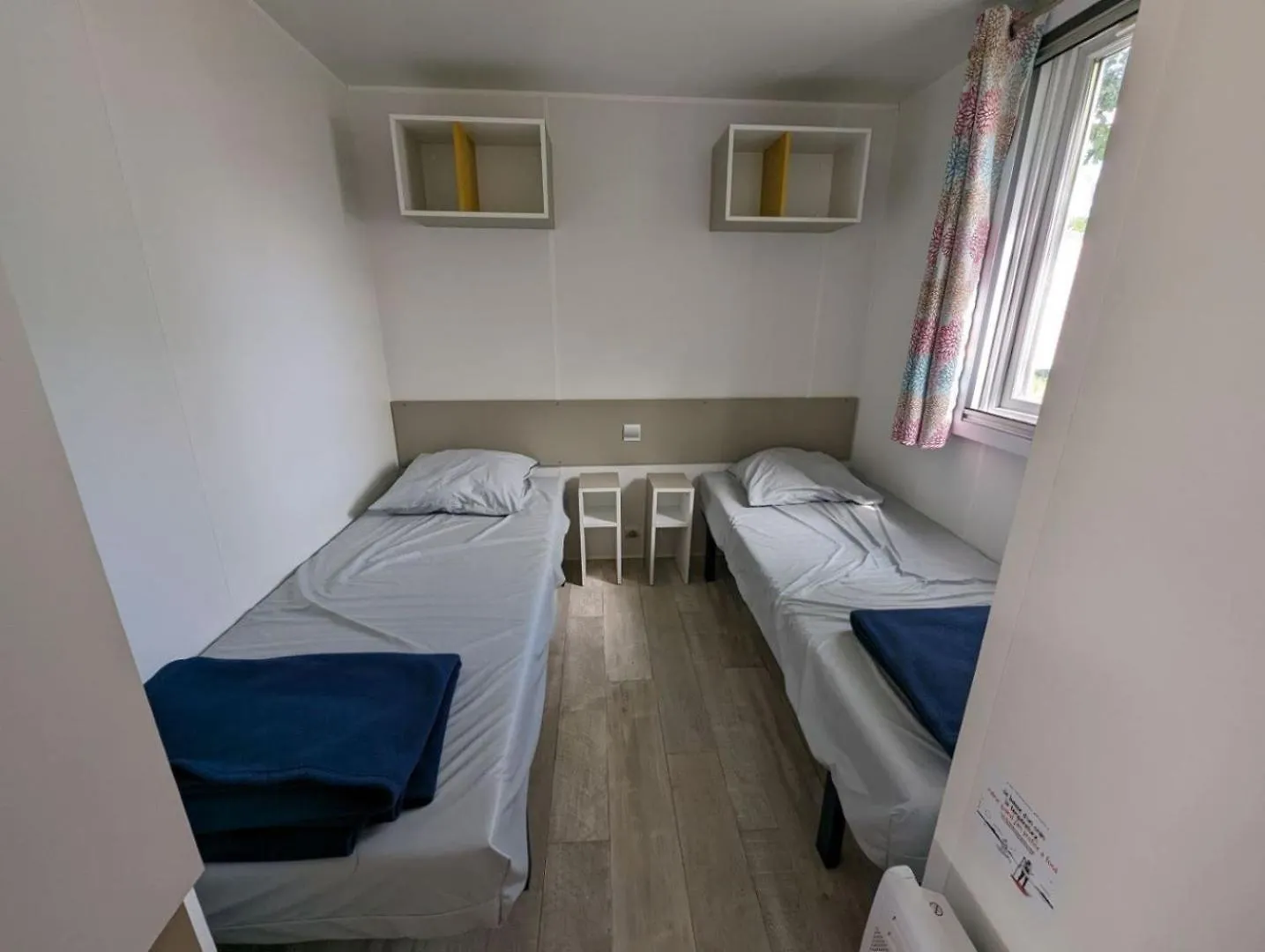 *** Campsite Camping De Lanven Villa Plomeur France